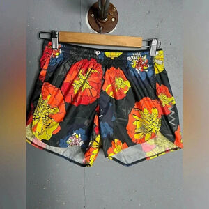 Adidas Runfast Womens Large Flower Shorts.  Size XS